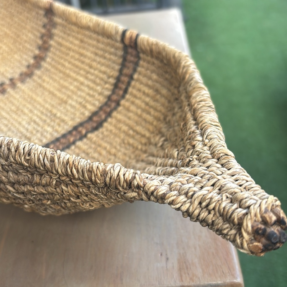 Vintage Ethiopian Gambela Canoe-Shaped Basket - Picture 2 of 6